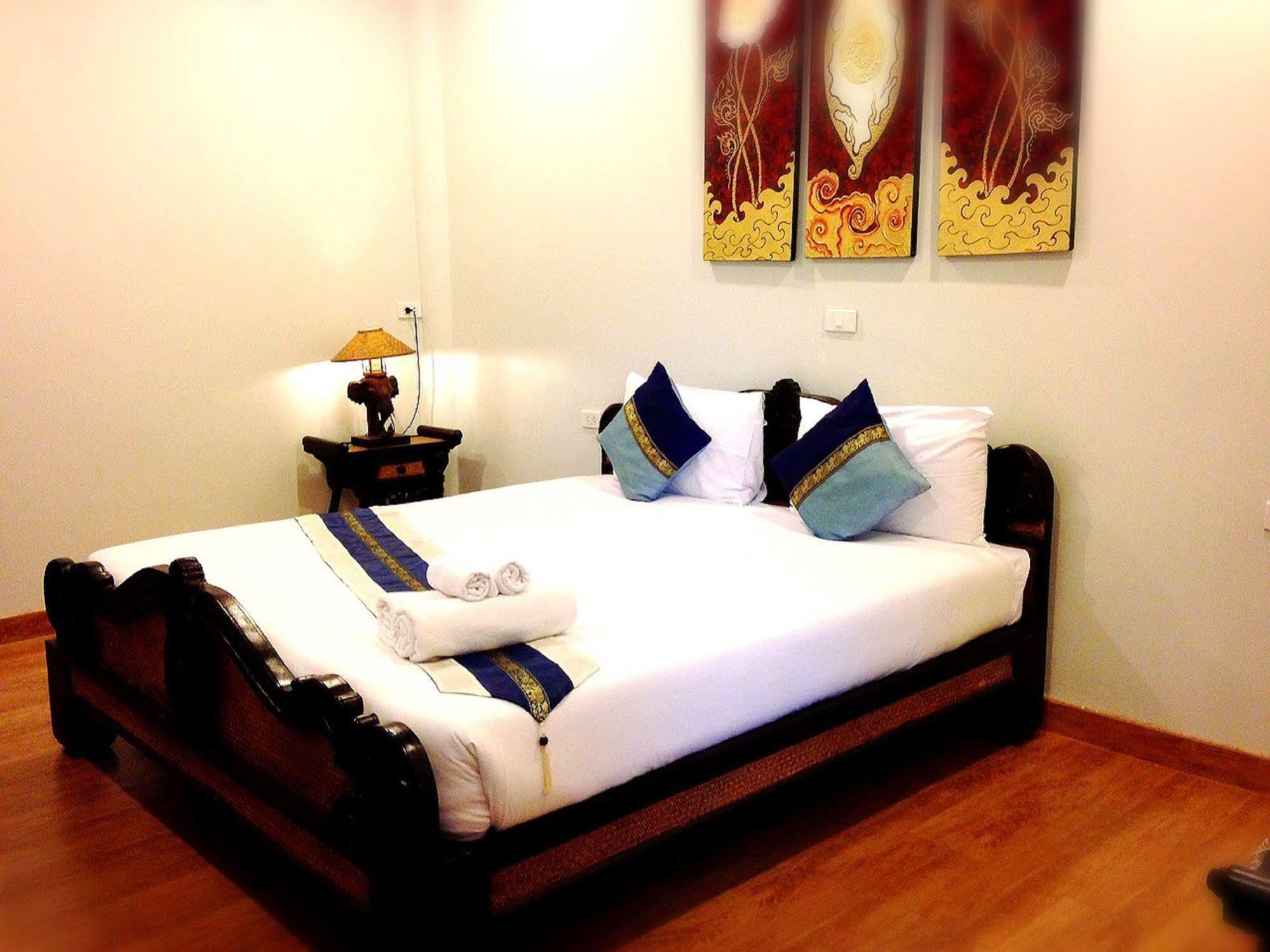 Jaroenrat Resort Samut Songkhram エクステリア 写真
