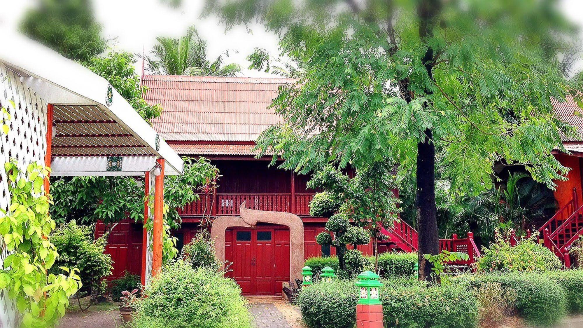 Jaroenrat Resort Samut Songkhram エクステリア 写真