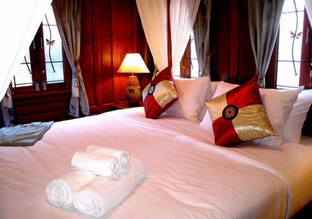 Jaroenrat Resort Samut Songkhram 部屋 写真